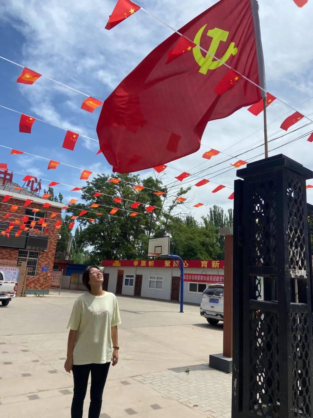 大人常说吃桂圆会流鼻血，但是我经常吃很多也没见上火，那么正常食用桂圆一次该多少量？